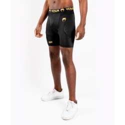 Venum lycra shorts G-fit (black/gold)1