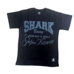 Shark t-shirt golpea primero