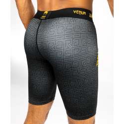 Venum ares 2.0 compression shorts black gold 3